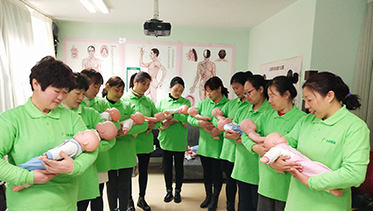 大班星級(jí)月嫂對(duì)新生兒訓(xùn)練有什么好處？